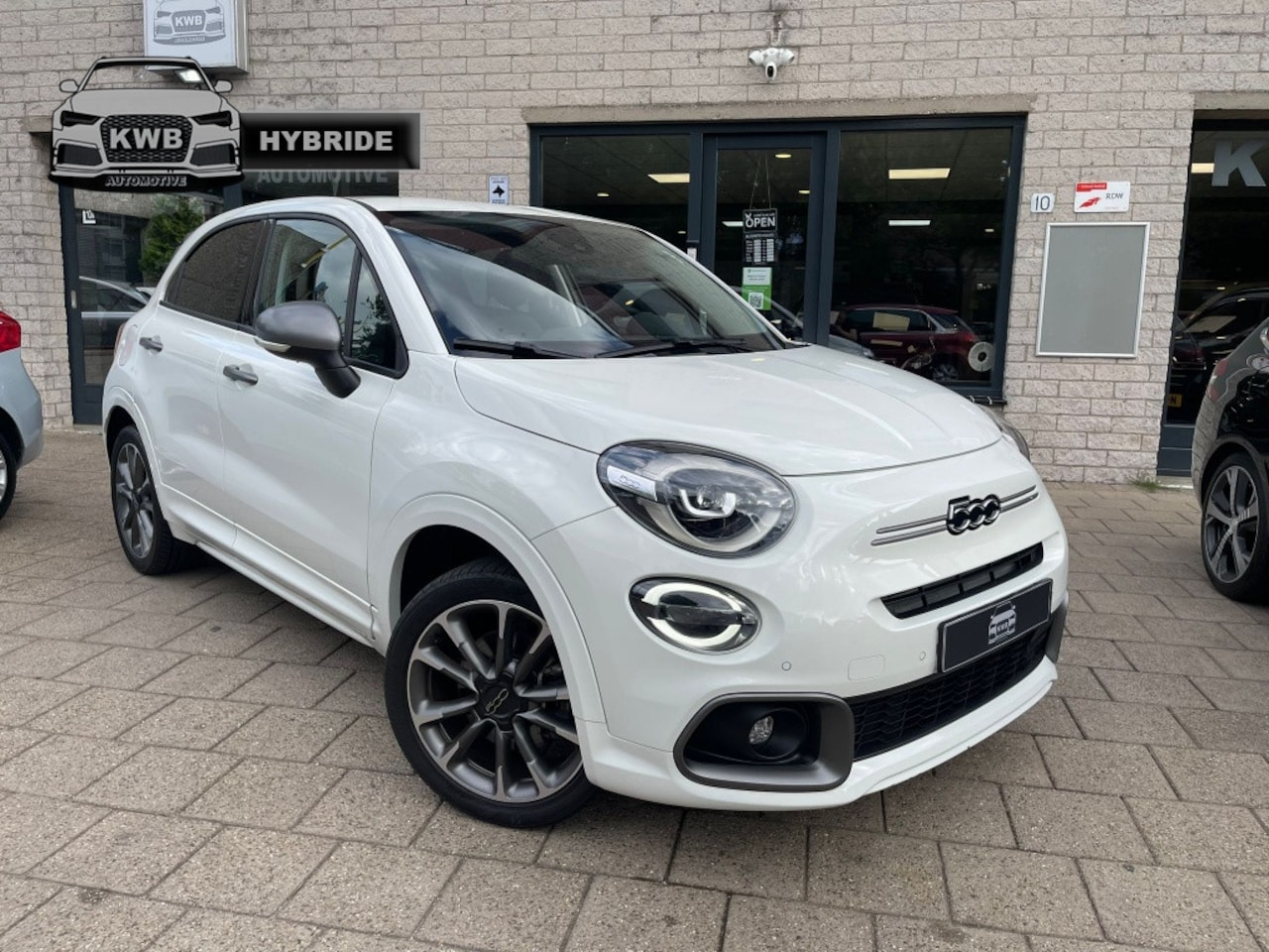 Fiat 500 X - 1.5 GSE Hybrid Sport 2024 Leer automaat Nieuw - AutoWereld.nl