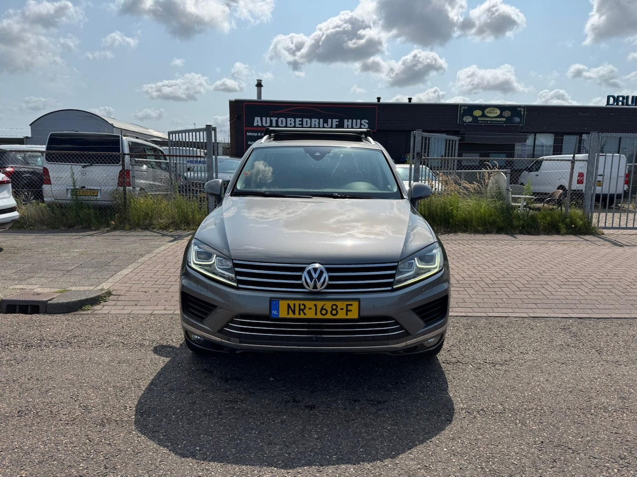 Volkswagen Touareg - 3.0 TDI Highline QUATTRO NEW MODEL - AutoWereld.nl