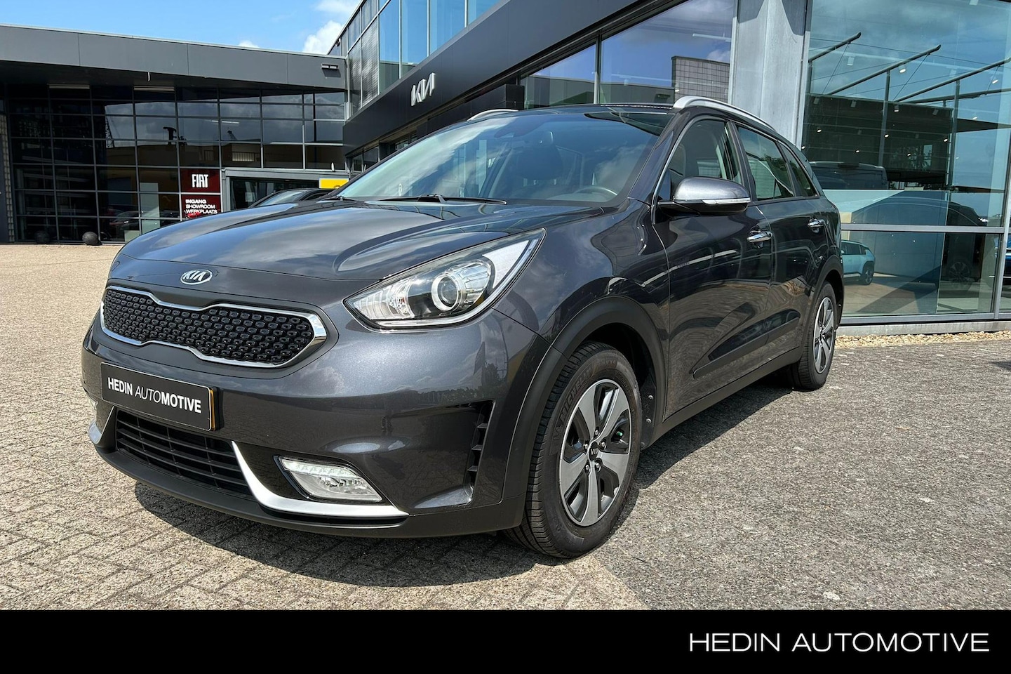 Kia Niro - 1.6 GDi Hybrid DynamicLine | Trekhaak | 1.300KG Trekgewicht | Navigatie | Camera | Climate - AutoWereld.nl