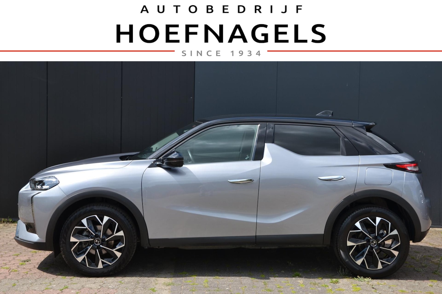 DS 3 - 1.2 130 PK Automaat Rivoli * Navigatie * Leder * Focal premium * - AutoWereld.nl