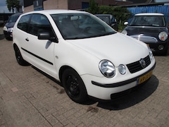 Volkswagen Polo - 1.4-16V CRUISE APK 3-2026