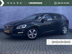 Volvo V60 - 1.6 T3 Momentum | Volledig Dealer Onderhouden | Lage kilometerstand | Cruise Control | Aut