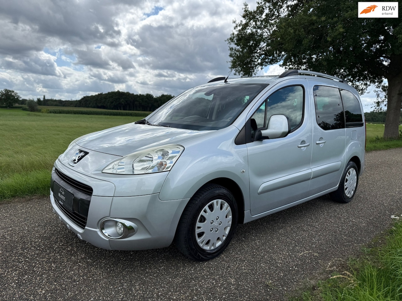 Peugeot Partner Tepee - 1.6 VTi AIRCO / PARKEERSENS. / NIEUWE APK - AutoWereld.nl