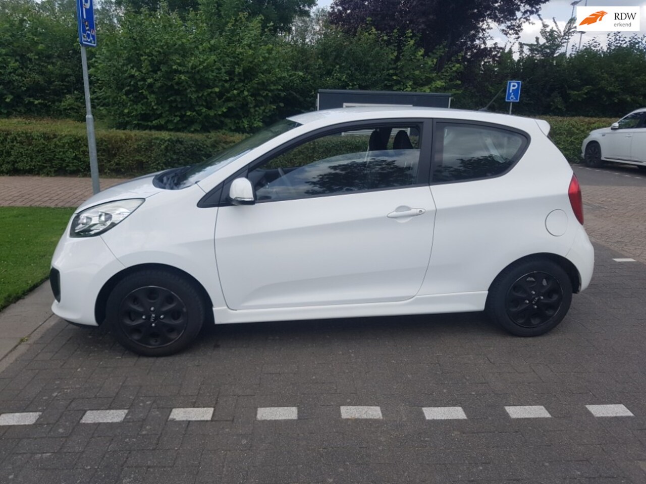 Kia Picanto - 1.2 CVVT ISG Plus Pack 1.2 CVVT ISG Plus Pack - AutoWereld.nl