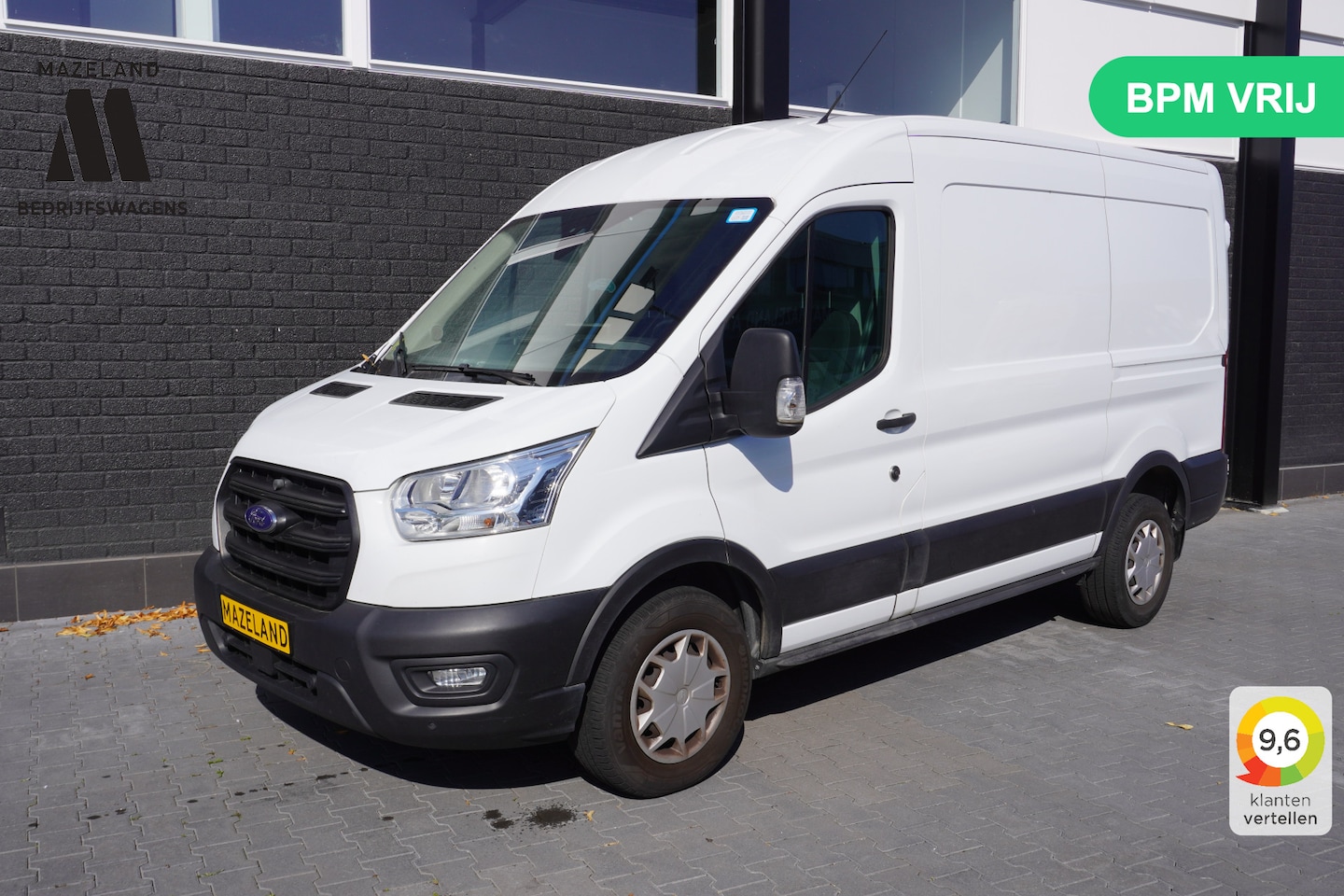 Ford Transit - 2.0 TDCI 130PK L2H2 EURO 6 - A/C Climate - Navi - Cruise - PDC - €20.900,- Excl. - AutoWereld.nl