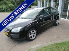 Ford Focus - 1.4-16V Trend Airco