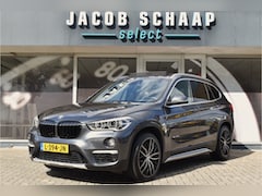 BMW X1 - xDrive25i M Sport / AWD / Keyless / Automaat / 232 PK / LEDER / Schuifdak