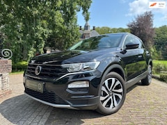 Volkswagen T-Roc - 1.0 TSI | Blind Spot | Adaptive | PDC | Dealer Onderhouden |