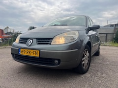 Renault Grand Scénic - 2.0-16V Privilège Luxe 7 zitplaatsen