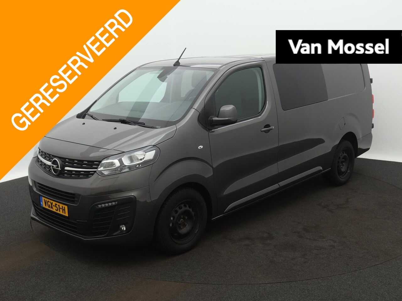 Opel Vivaro - 2.0 CDTI L3H1 DC Edition Met 17 Lm velgen niet op de foto(helaas) - AutoWereld.nl