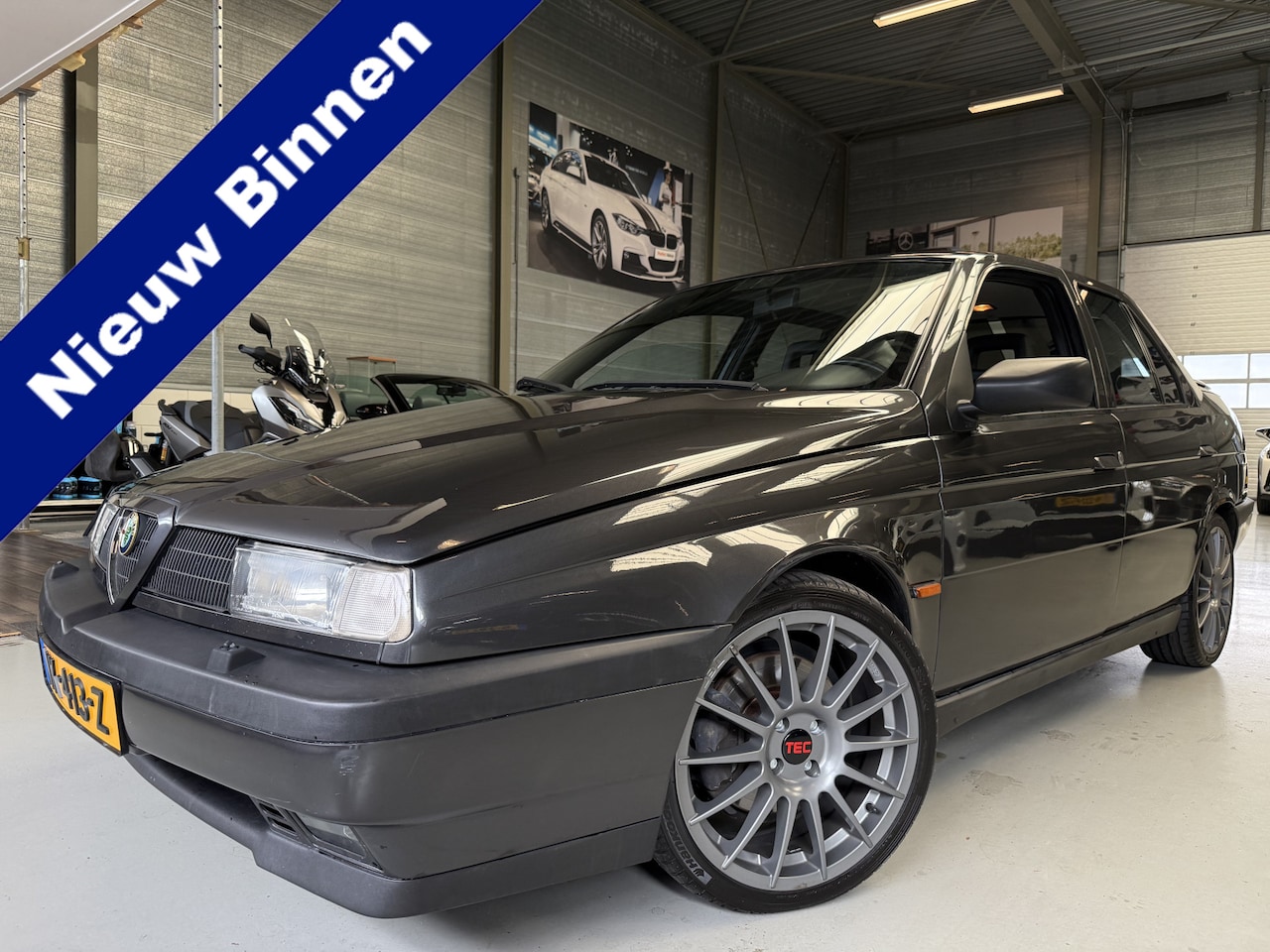 Alfa Romeo 155 - 2.5 V6 Airco, Elektrische stoelen, Lichtmetalen velgen - AutoWereld.nl