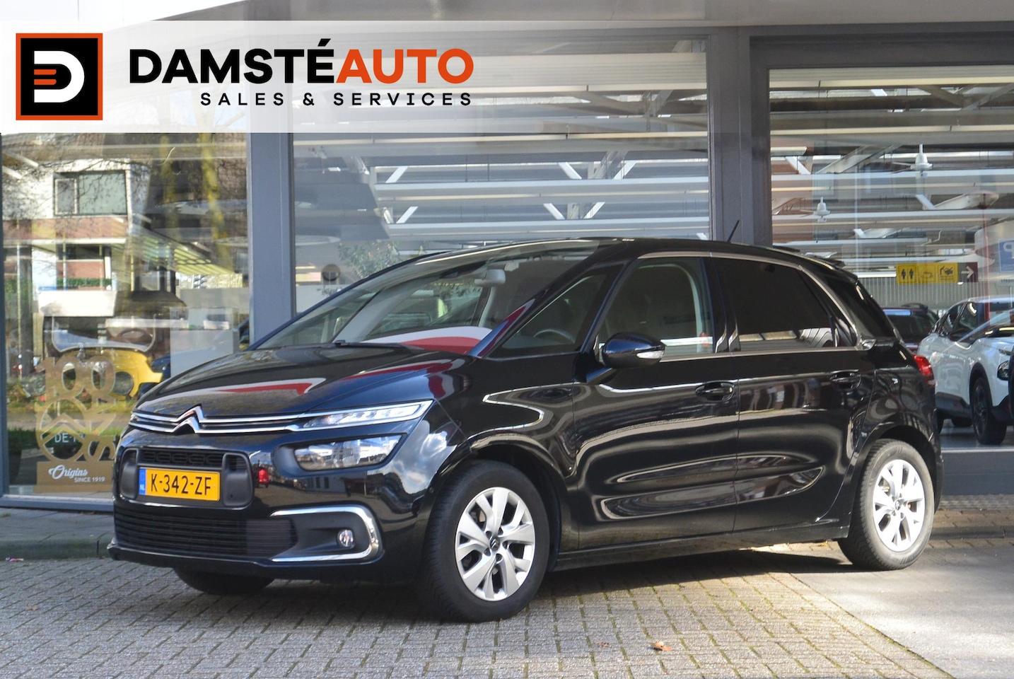Citroën C4 SpaceTourer - PureTech 130pk EAT8 Feel │ Pack Safety & Drive Assist │ Pack Park Assist │ Automaat │ Trek - AutoWereld.nl