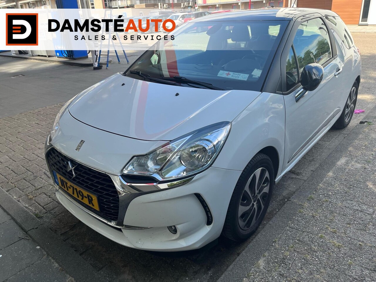DS 3 - 1.2 PureTech Chic | Navi - AutoWereld.nl