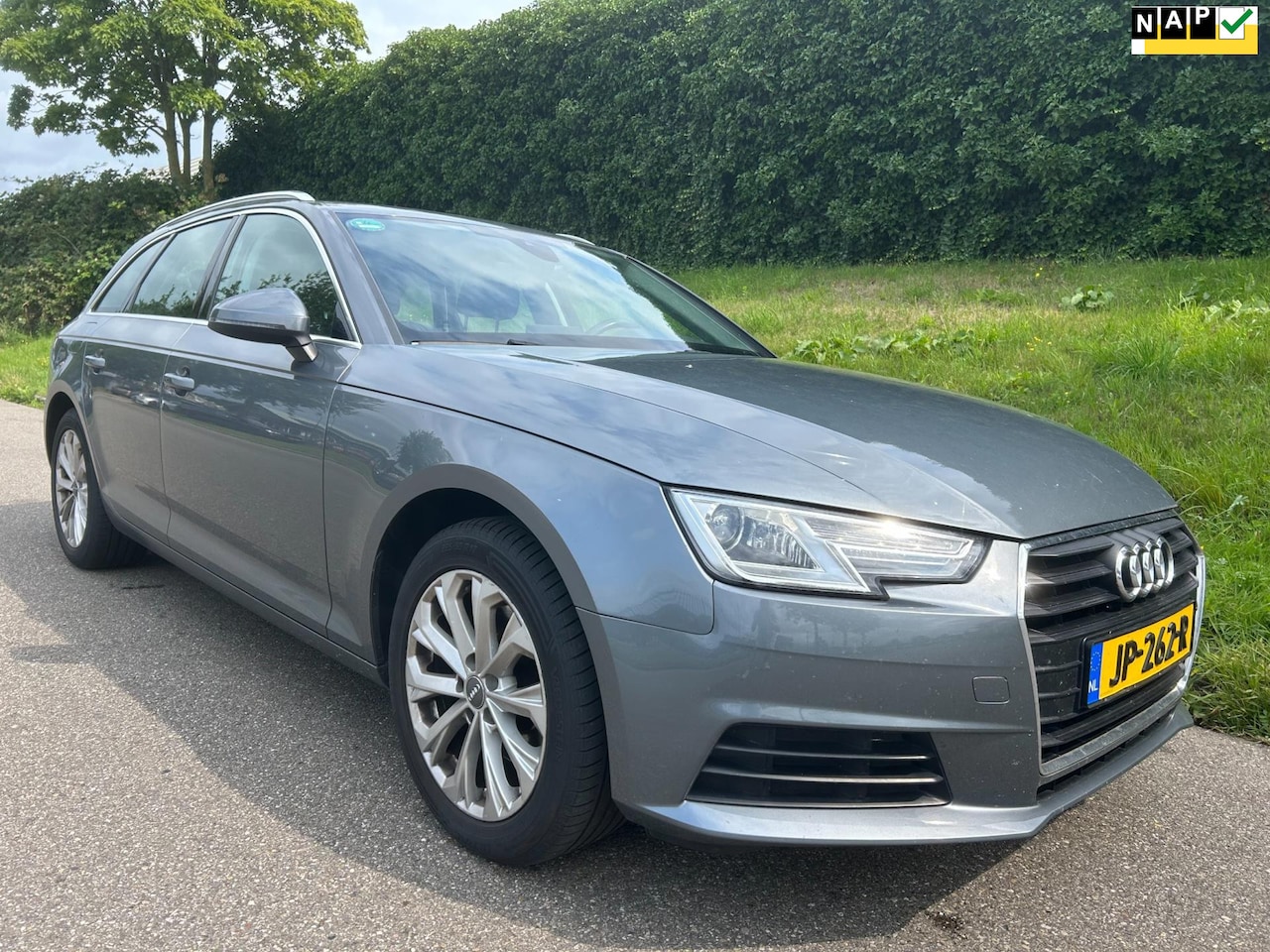 Audi A4 Avant - 2.0 TFSI - Automaat - Leder - Navi - Trekhaak - 17 inch - AutoWereld.nl