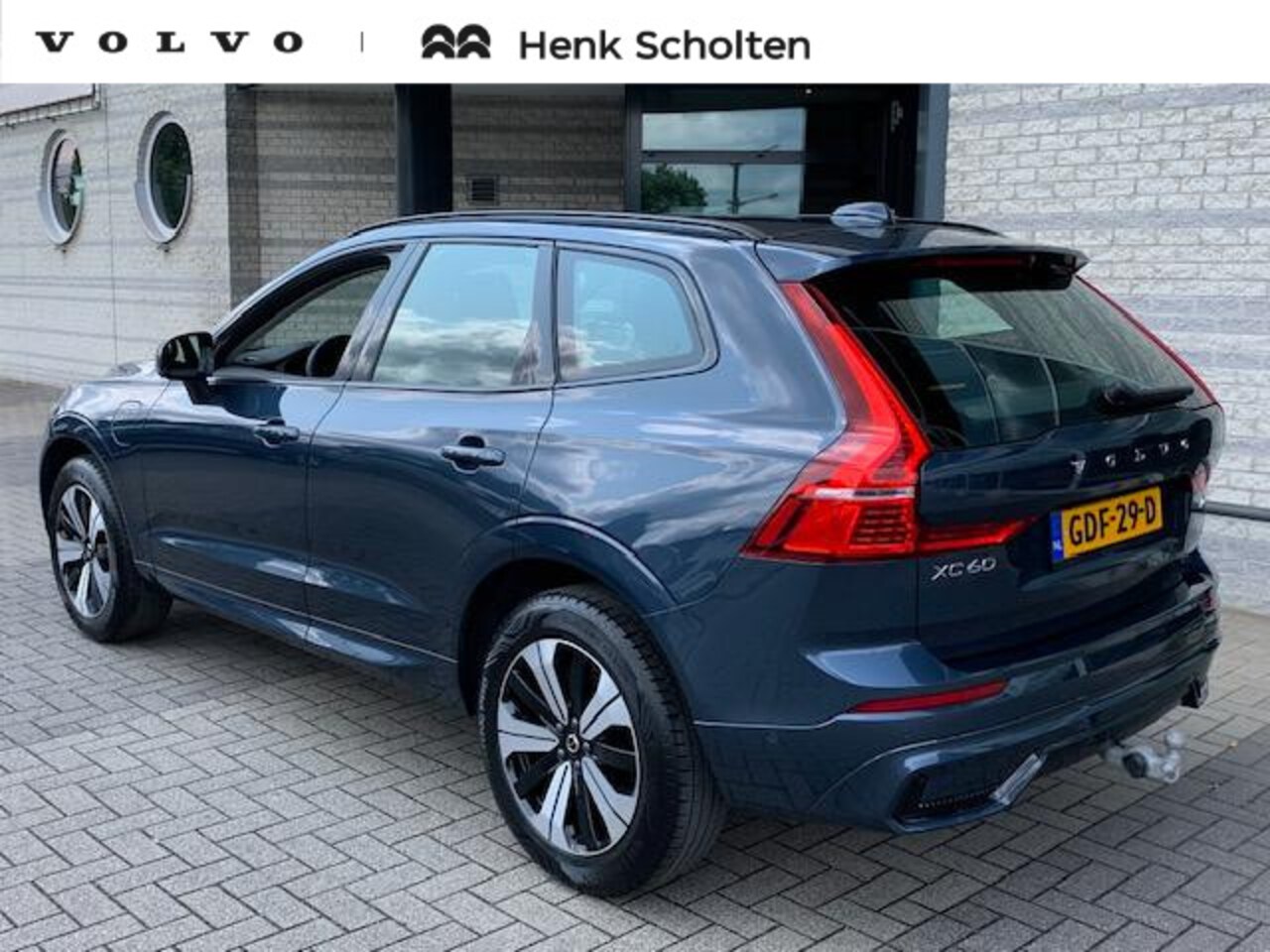 Volvo XC60 - T6 Plug-In Hybrid 350pk Aut AWD Plus Dark | - AutoWereld.nl