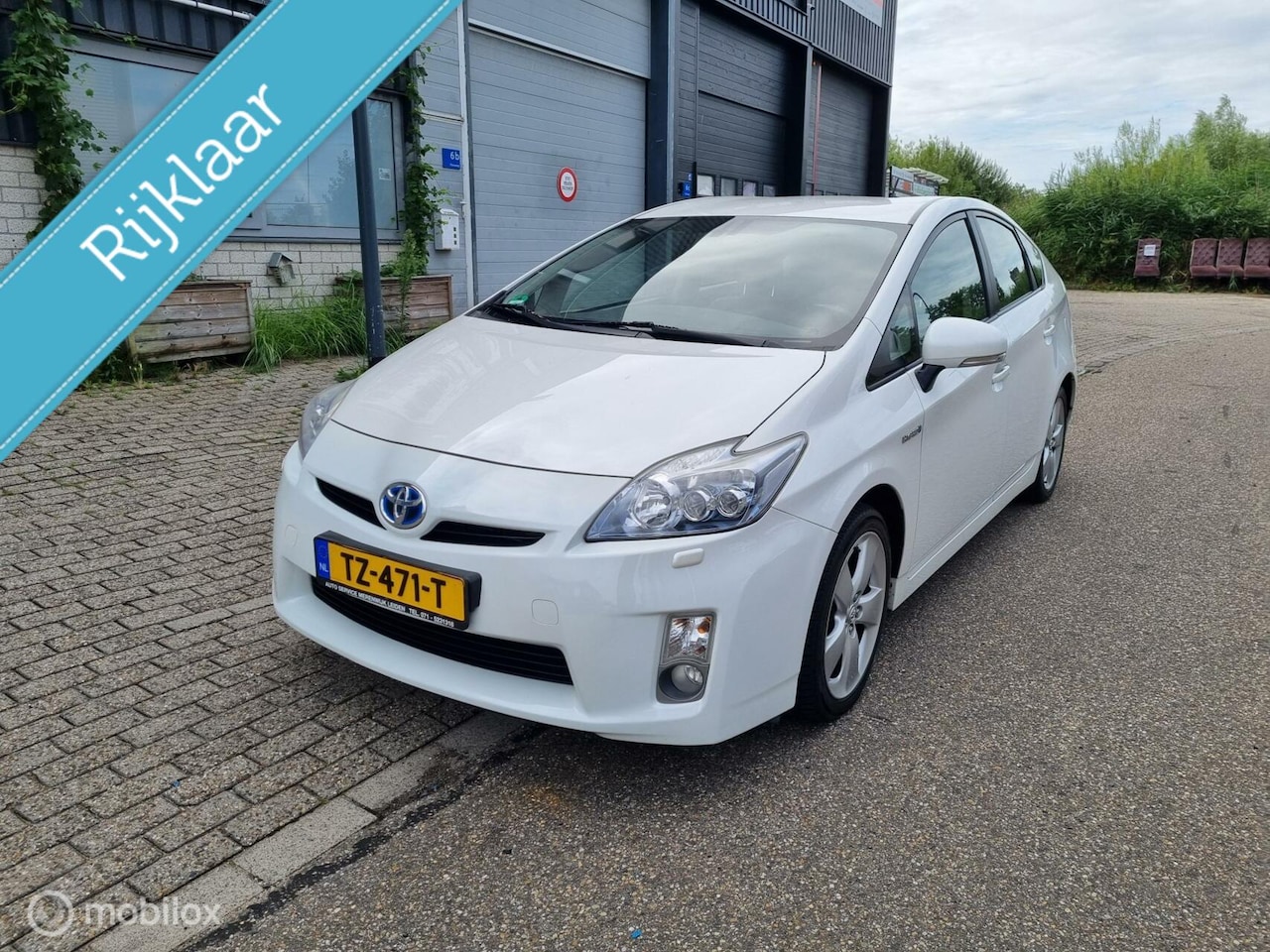 Toyota Prius - 1.8 Dynamic 1.8 Dynamic, afneembaar trekhaak, cruise - AutoWereld.nl