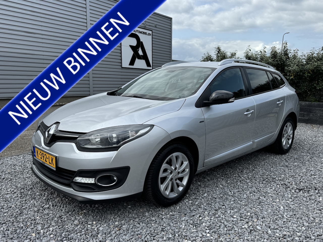 Renault Mégane Estate - 1.2 TCe Limited Clima|Cruis|Media 2015 silver! - AutoWereld.nl