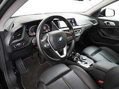 BMW 2-serie Gran Coupé - 218I AUT-7 High Executive Sportst.+Leer+Stuur+Verwarmd Apple Carplay Camera Android Navi S