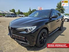 Alfa Romeo Stelvio - 2.0 T AWD 280pk Veloce Q4