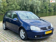 Volkswagen Golf - 1.6 FSI Trendline airco cruis control cv op afs elektrische ramen