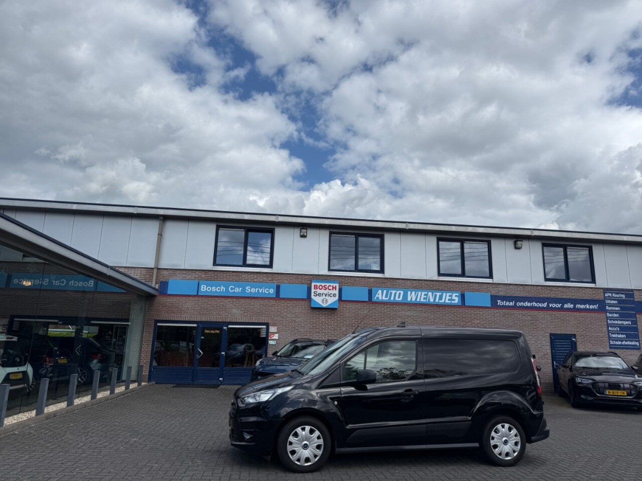Ford Transit Connect - 1.5 EcoBlue 55kw | L1 Trend | Airco | Cruise - AutoWereld.nl