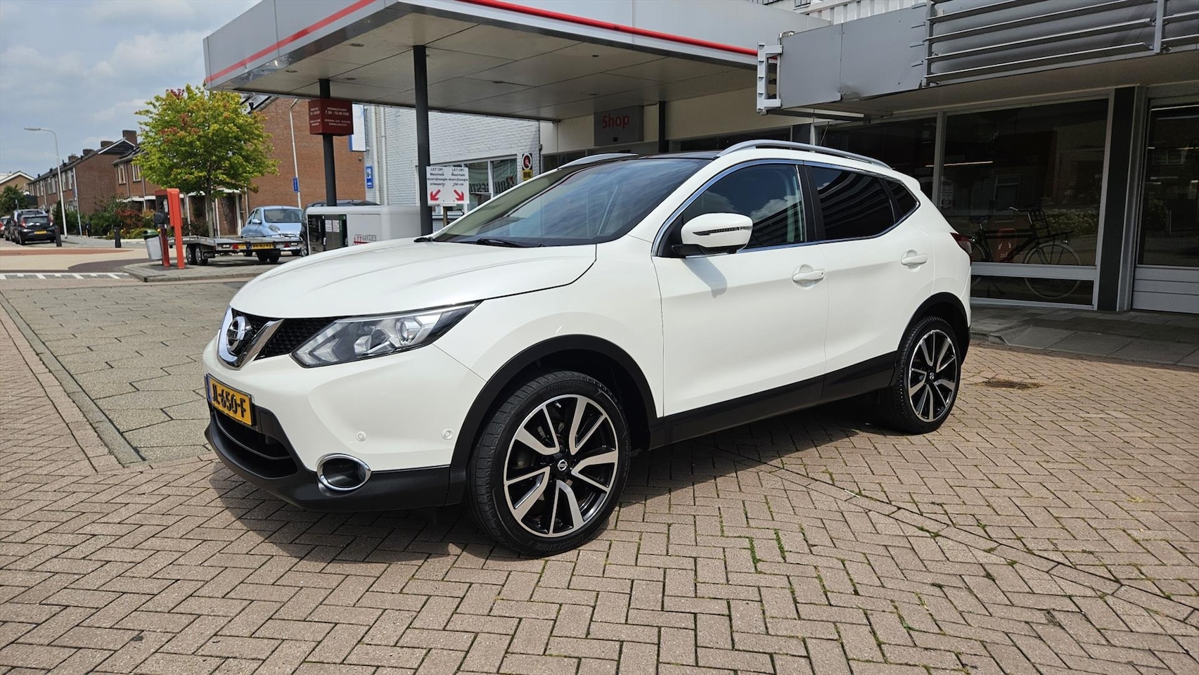 Nissan Qashqai - 1.2 115pk DIG-T Tekna - AutoWereld.nl