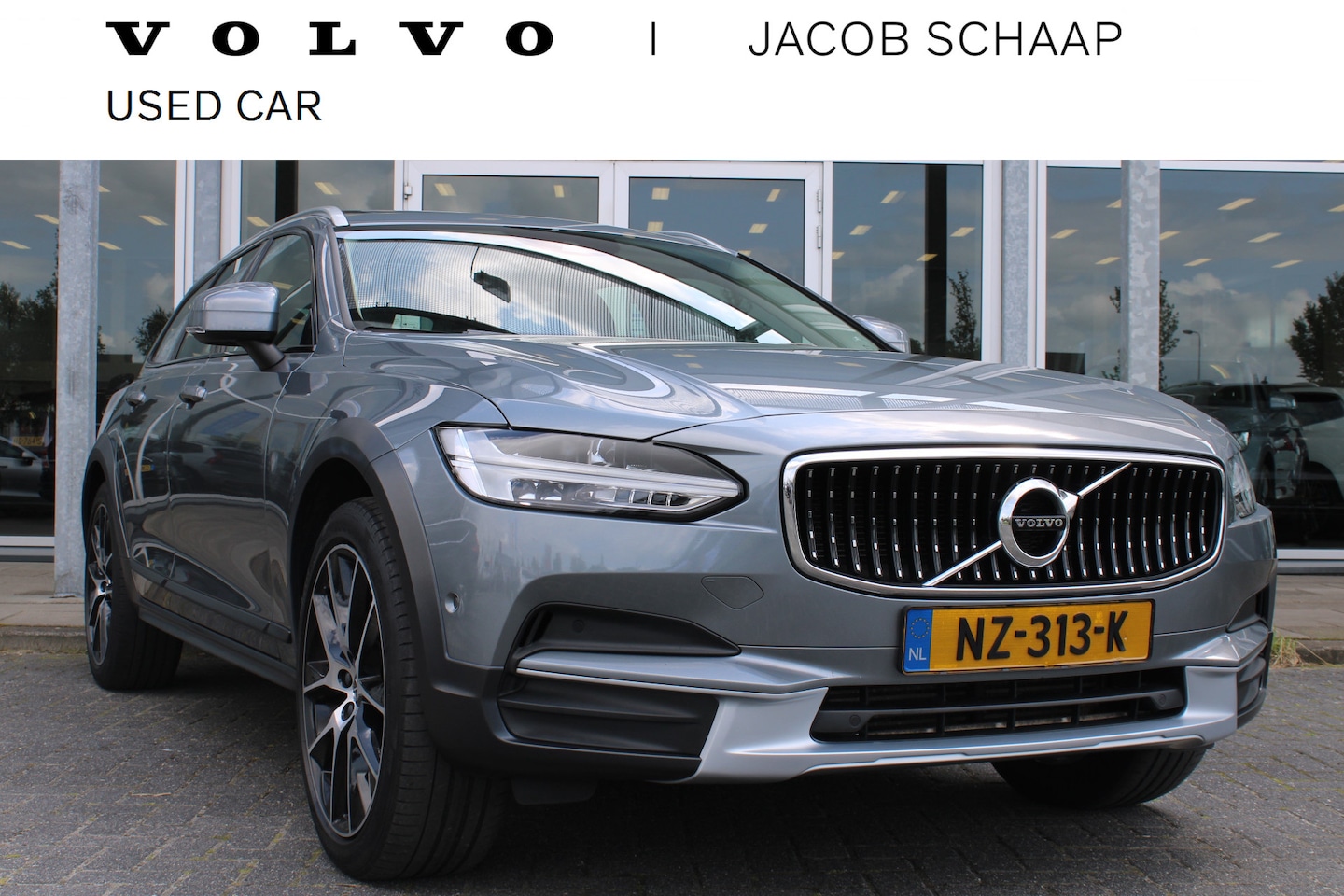 Volvo V90 Cross Country - T5 Automaat | Schuif/kanteldak | El. Trekhaak | Verw. Voorstoelen | BLIS | Adapt. Cruise - AutoWereld.nl