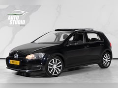 Volkswagen Golf - 1.4 TSI Highline | PANO | Navi | Clima | NL
