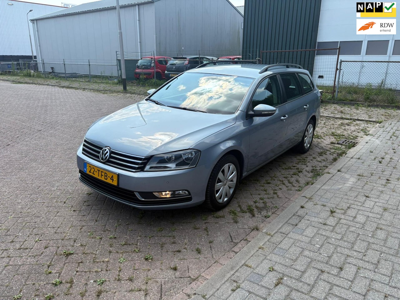 Volkswagen Passat Variant - 1.4 TSI Trendline BlueMotion Airco Pdv Voor En Achter Trekhaak Navi Cruise Nwe Automaatbak - AutoWereld.nl