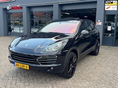 Porsche Cayenne - 4.8 S PANO|STOEL+STUURVW|LINEASS|TREKHAAK|NAP