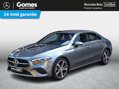Mercedes-Benz A-klasse - Limousine 180 Star Edition Luxury | Trekhaak | Achteruitrijcamera | Multibeam LED | Widesc