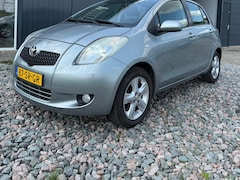 Toyota Yaris - 1.3 VVTi Luna