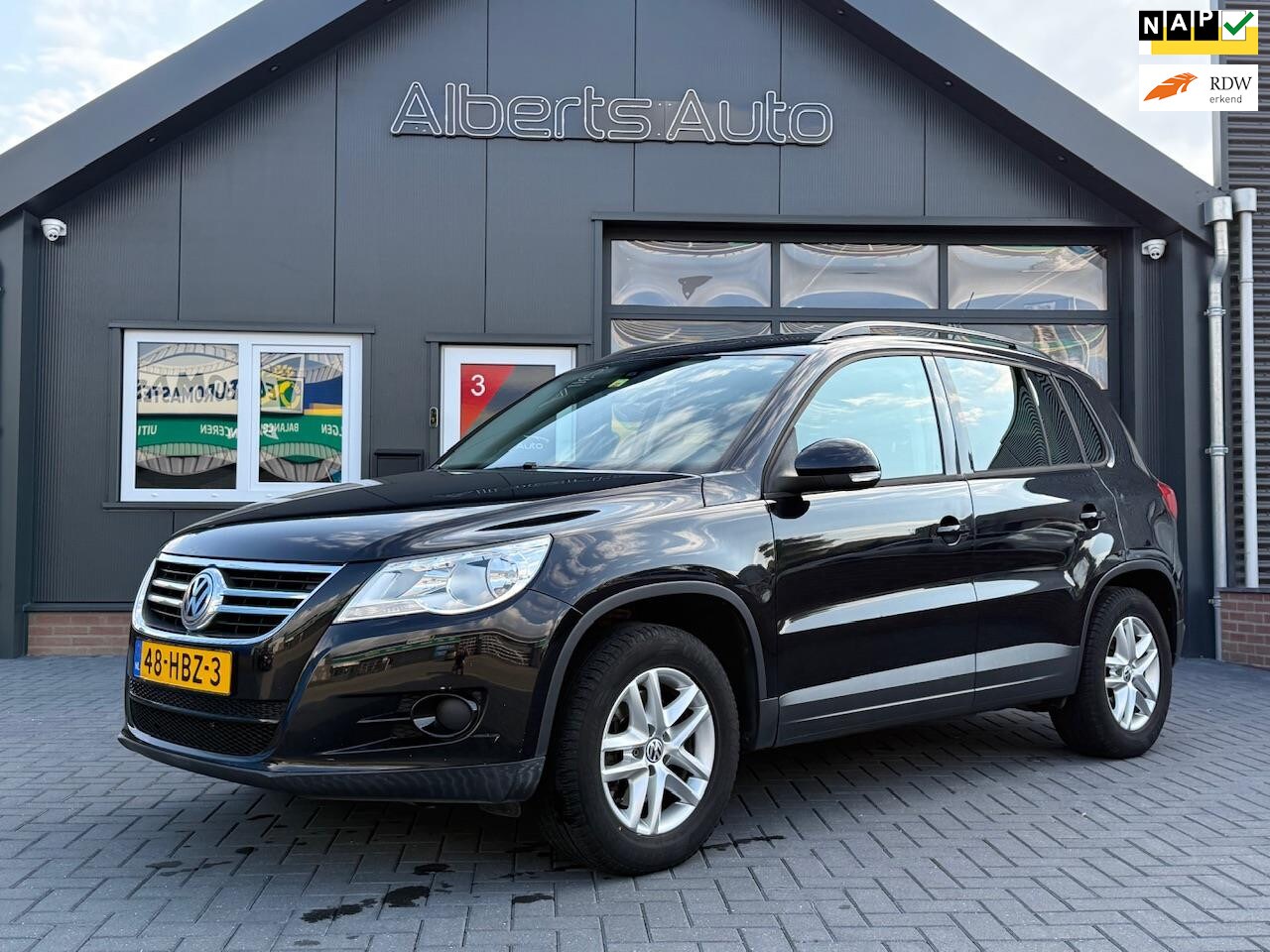 Volkswagen Tiguan - 2.0 TSI Comfort&Design 4Motion - AutoWereld.nl