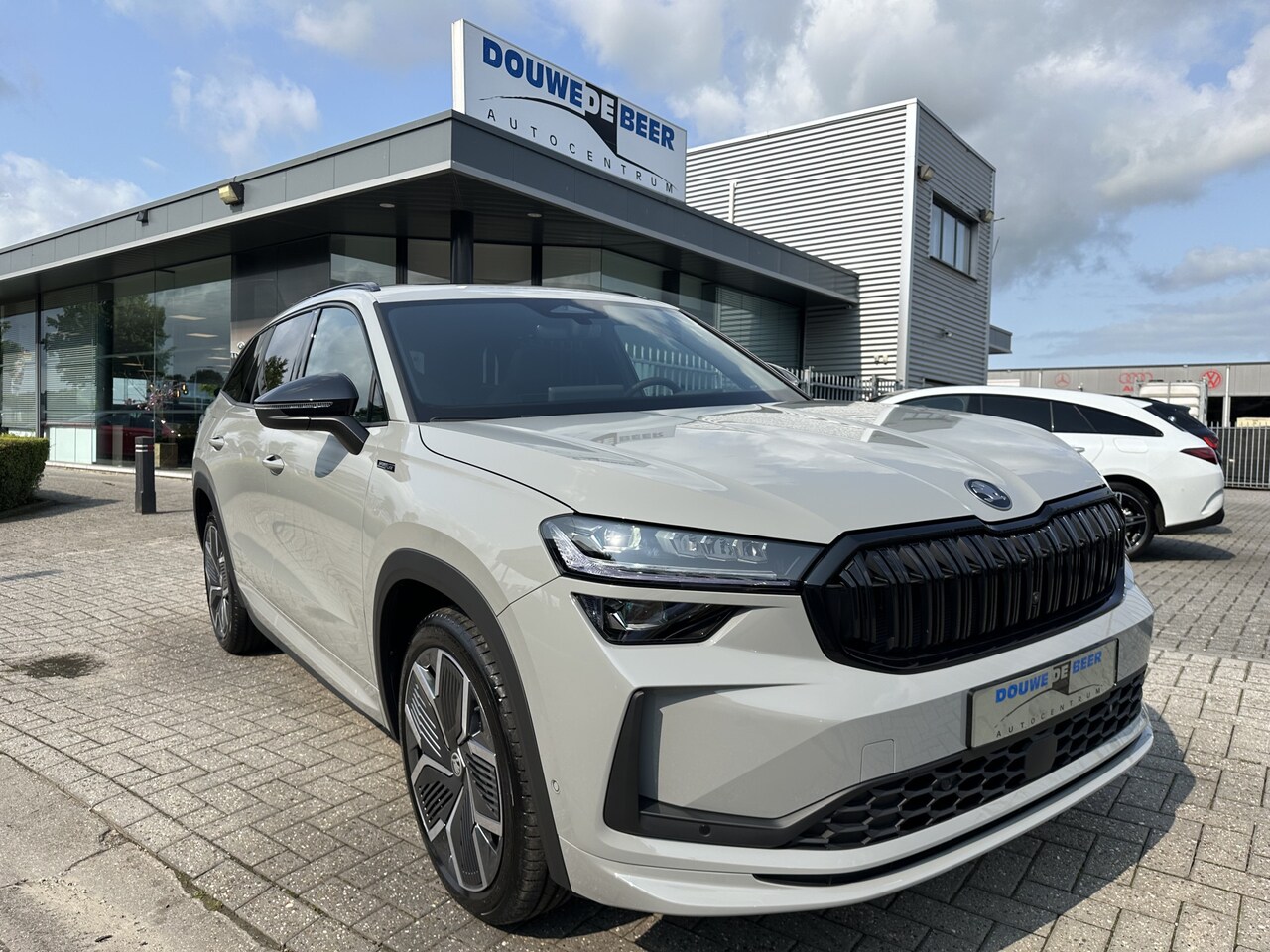 Skoda Kodiaq - 1.5 TSI MHEV Sportline 7p Pano-Dak - AutoWereld.nl