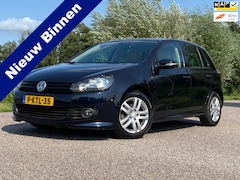 Volkswagen Golf - 1.2 TSI R line BlueMotion 5DRS NAVI Airco NAP VAN A TOT Z ONDERHOUDEN