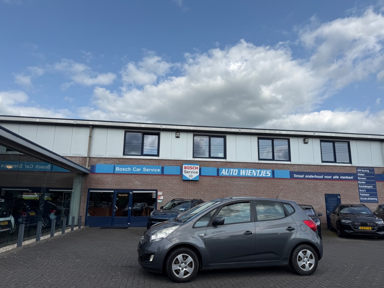 Kia Venga - 1.4 CVVT | Comfort Pack 5-Drs | Airco | Cruise - AutoWereld.nl