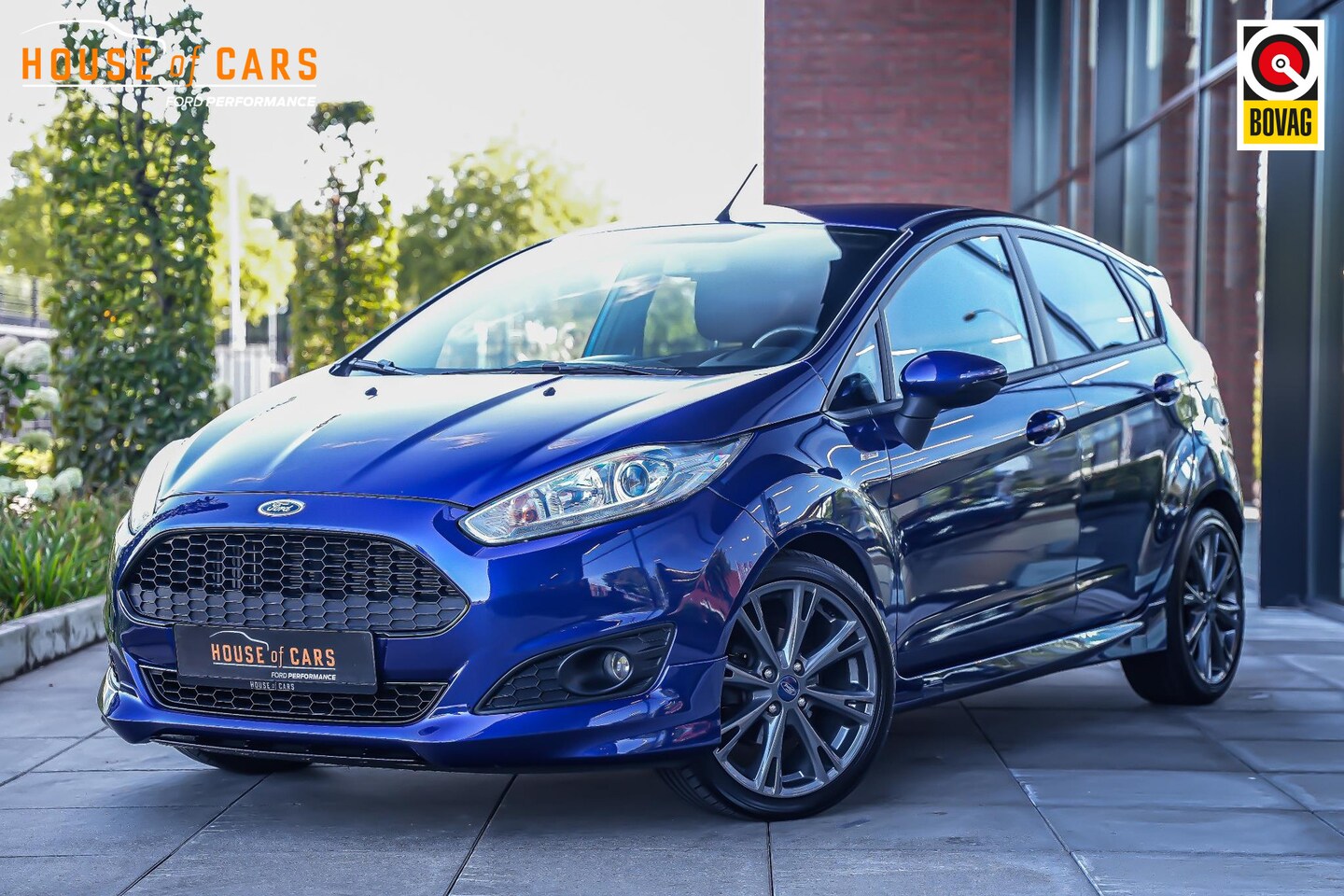 Ford Fiesta - ST-Line 1.0 100pk |cruise control|parkeersensoren achter|bluetooth|voor + achterruitverwar - AutoWereld.nl