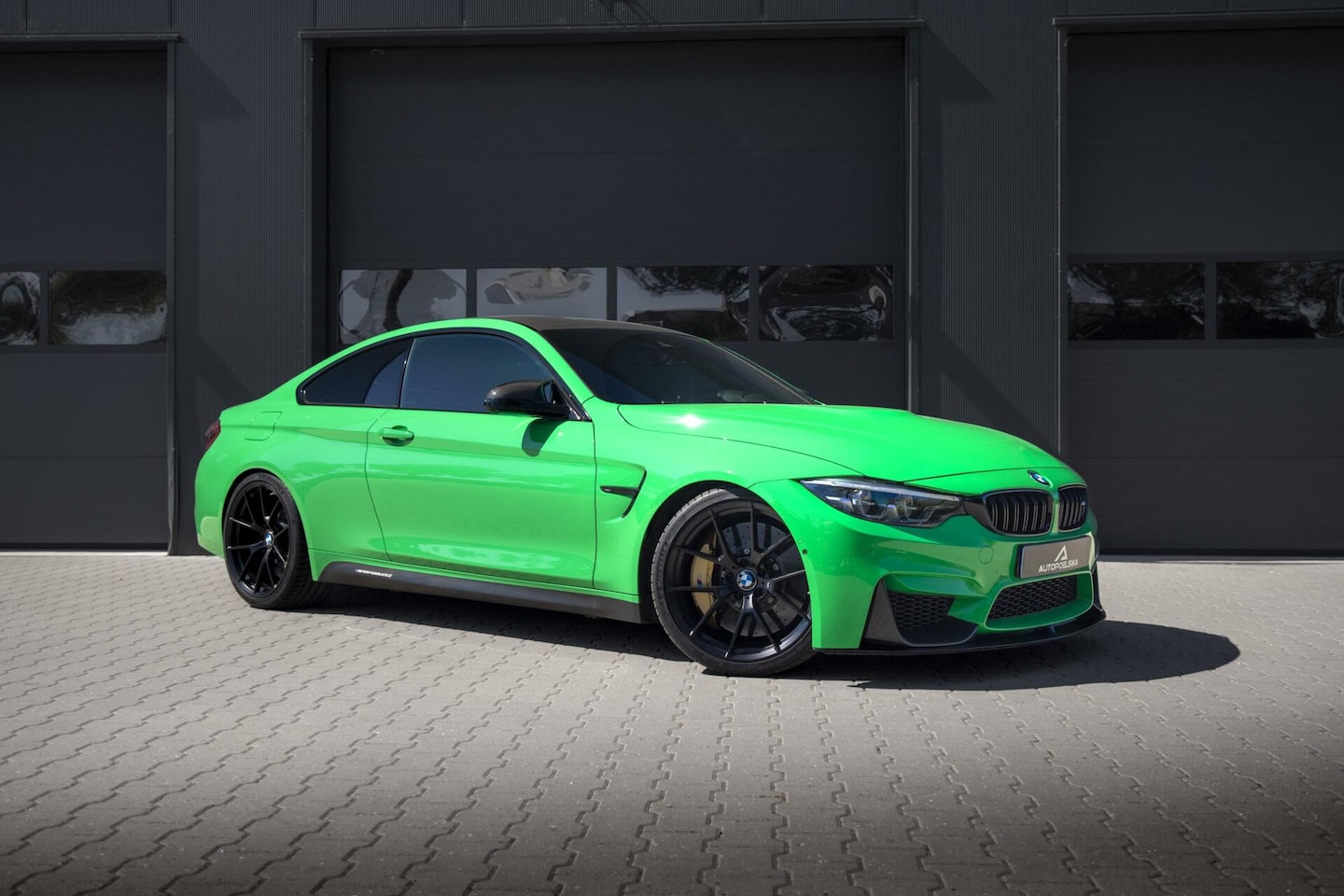BMW 4-serie Coupé - M4 Competition Headup 360View Keramisch Carbon Interieur Signal Green individual 43000km B - AutoWereld.nl