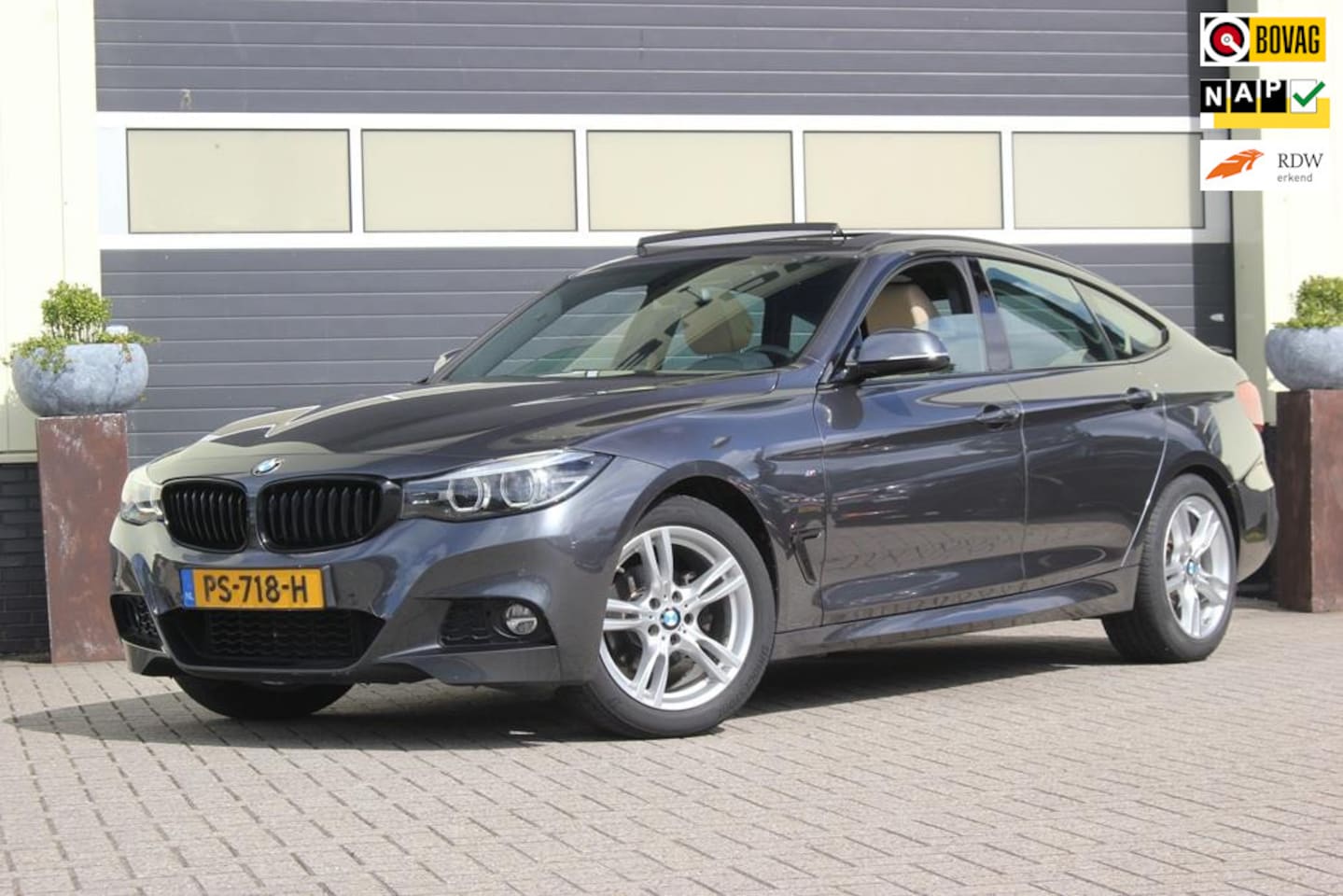 BMW 3-serie Gran Turismo - 320i High Executive | Trekhaak | Panoramadak | - AutoWereld.nl