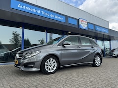 Mercedes-Benz B-klasse - 180 Prestige| Trekhaak, Navi, Cruise, Stoelverwarming, Clima