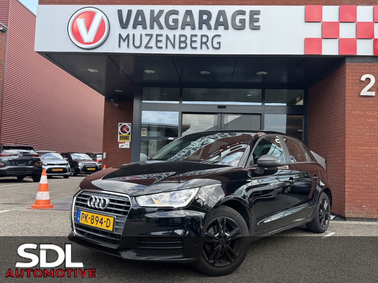 Audi A1 Sportback - 1.0 TFSI Sport // AIRCO // STOELVERWARMING // LICHT METALEN VELGEN // KEY LESS ENTRY - AutoWereld.nl