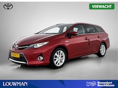 Toyota Auris Touring Sports - 1.8 Hybrid Lease+ | Panoramadak | Navigatie | Dealer Onderhouden | Trekhaak |