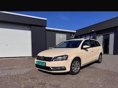 Volkswagen Passat Variant - 2.0 TDI Highline Executive Edition BlueMotion