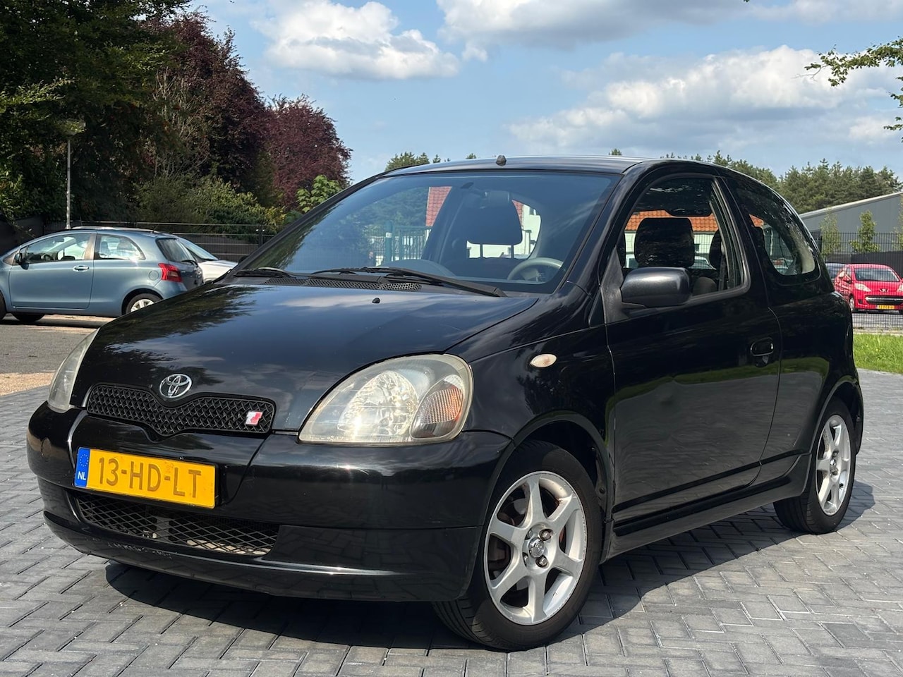 Toyota Yaris - 1.5-16V VVT-i T-Sport//Elekt Raam/LMV/NAP - AutoWereld.nl
