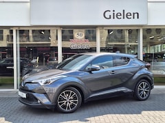 Toyota C-HR - 1.8 Hybrid First Edition | JBL, half leer, Navigatie, Parkeersensoren, Stoelverwarming, 18