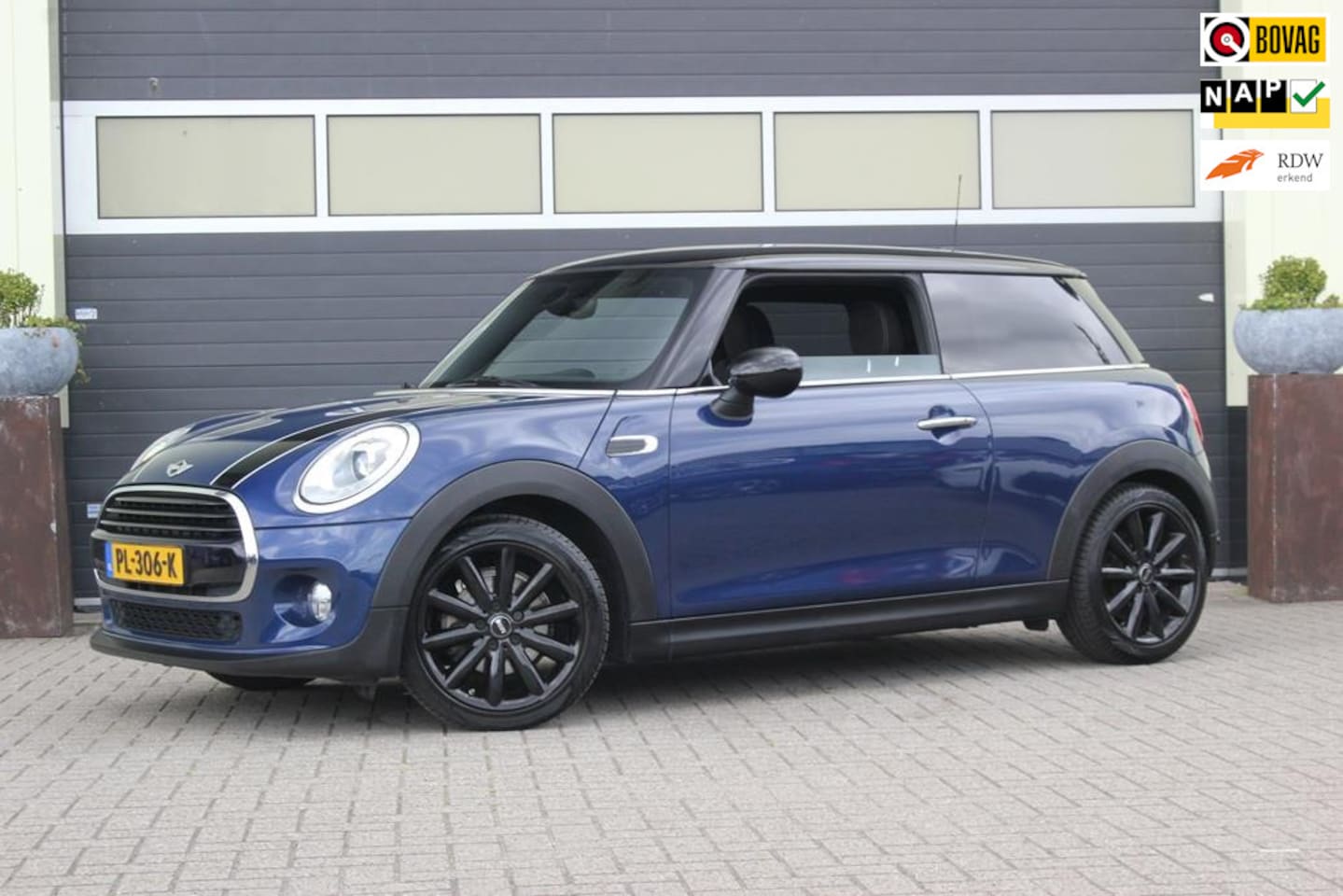 MINI John Cooper Works - Mini 1.5 Serious Business | JCW interieur | - AutoWereld.nl