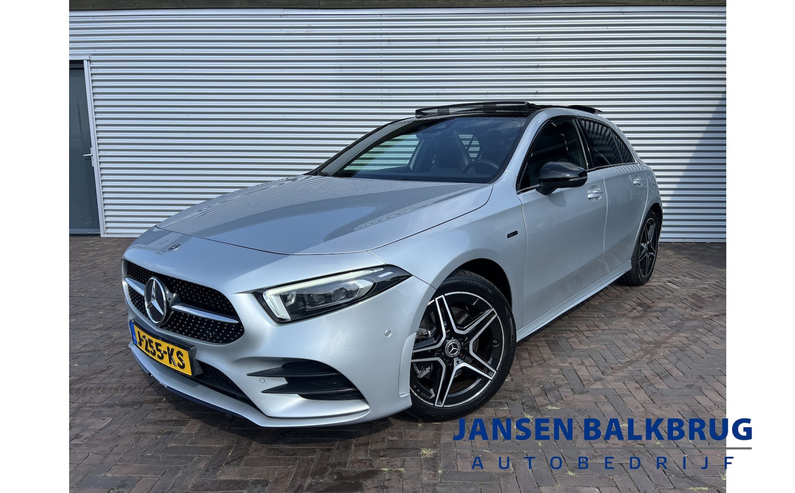 Mercedes-Benz A-klasse - 250 e Business Solution AMG Limited panoramadak night pakket - AutoWereld.nl