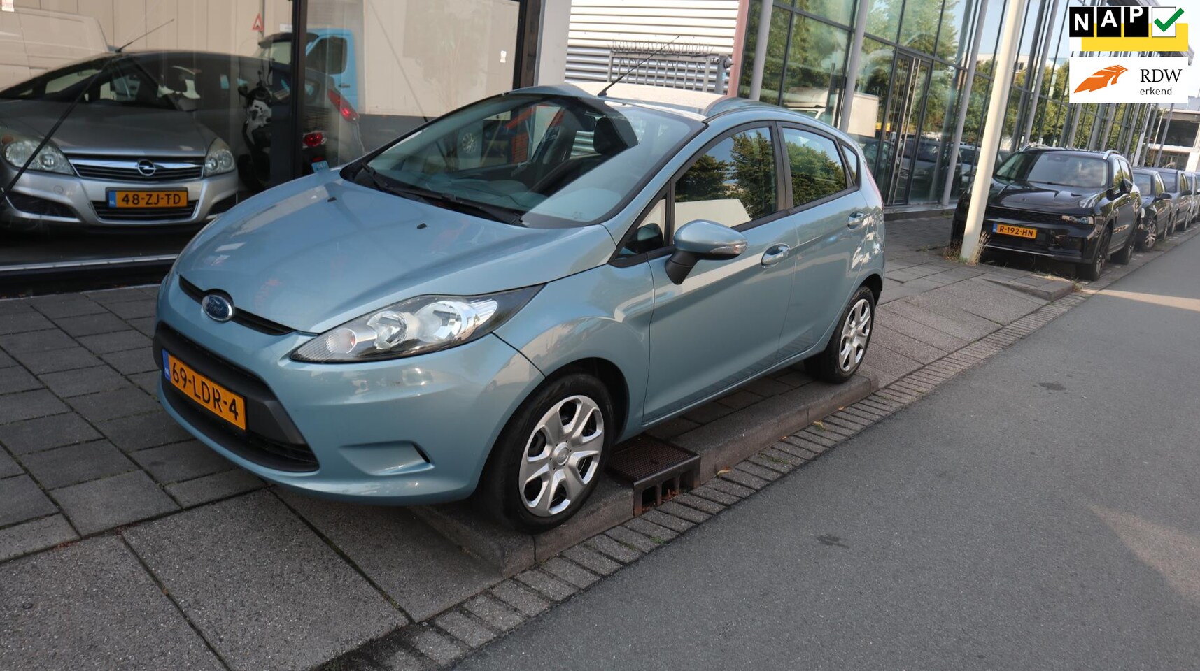 Ford Fiesta - 1.25 Limited AIRCO - AutoWereld.nl