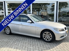 BMW 3-serie Touring - 318i Executive Stoel verwarming / Cruise / Airco / PDC achter