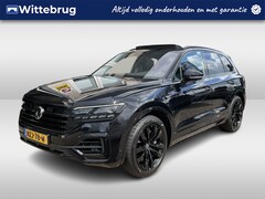 Volkswagen Touareg - 3.0 TSi eHybrid 4MOTION R / AUTOMAAT/ PANO/ ELEKTR. TREKHAAK/ LUCHTVERING/ NACHTZICHT/ SOF